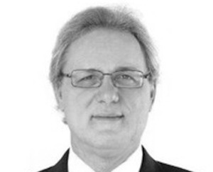 Luis Bach